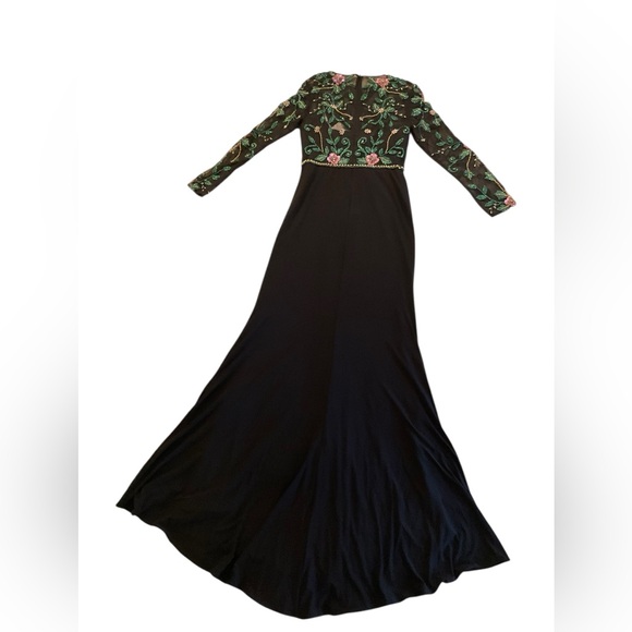 MAC DUGGAL Dress Size 4 Evening Gown Black Illusion Long Sleeve Floral Embroider - Picture 7 of 10